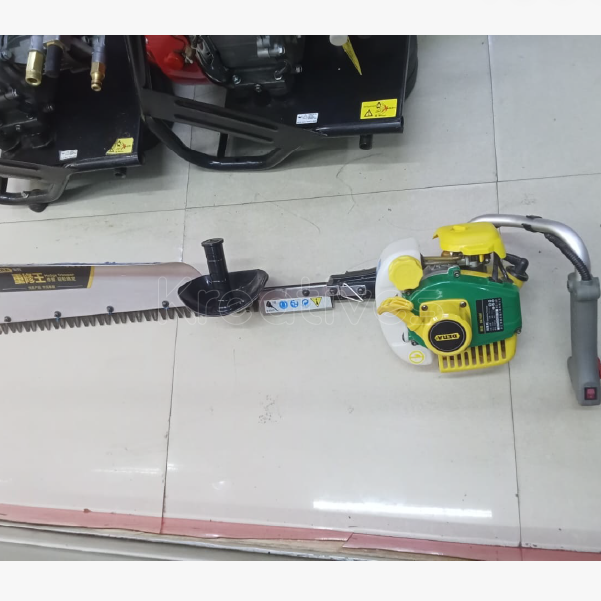 Dera Petrol Hedge Trimmer