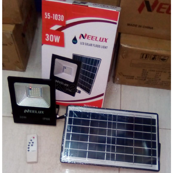 Neelux 30 Watt Solar Flood Light