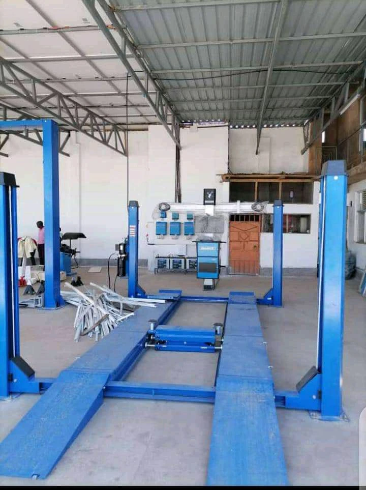 4 Post Lift for Garage