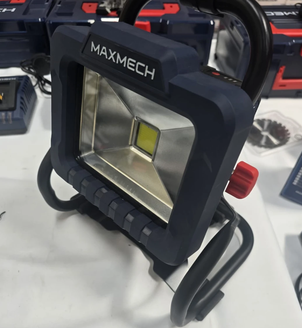 Maxmech Rechargeable FloodLight - USL-20-1800