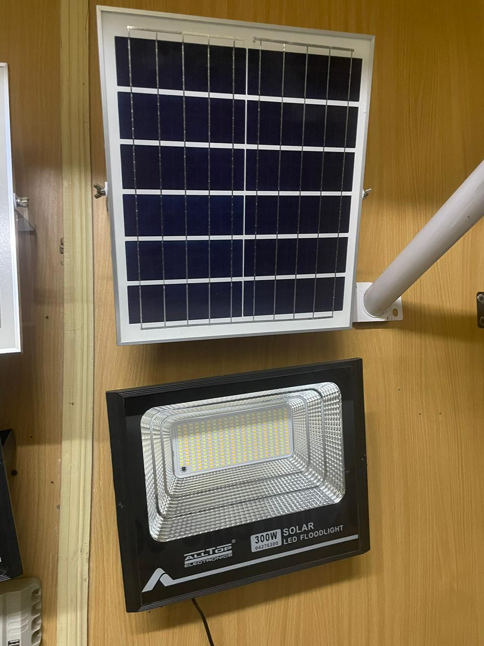 Alltop Solar LED Floodlight 300W