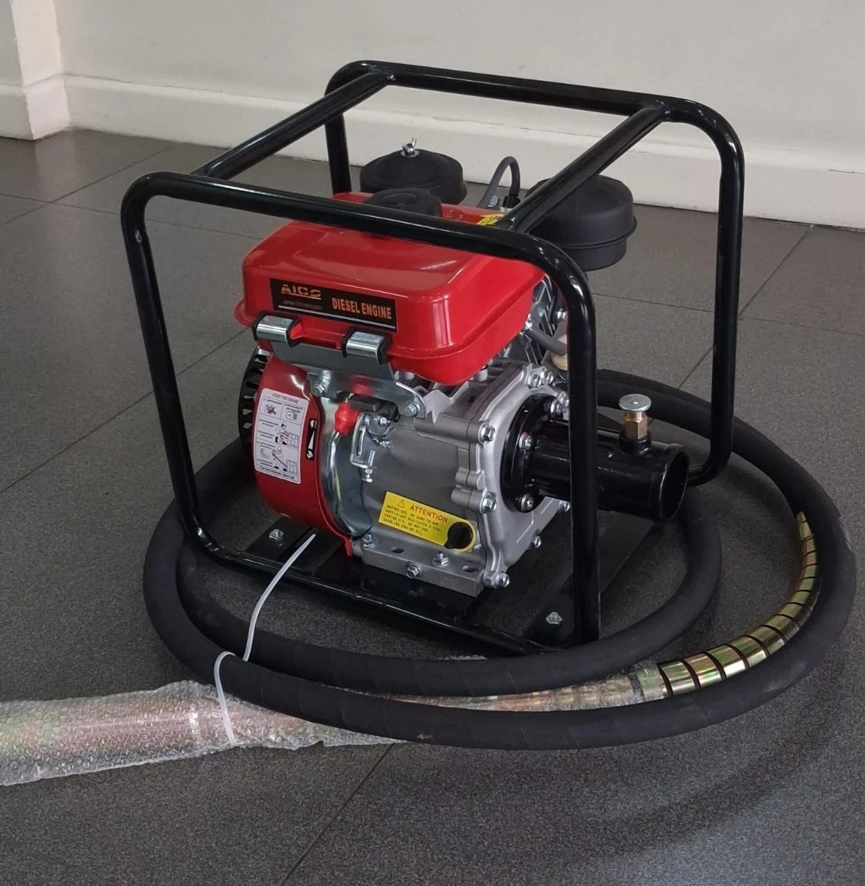 Aico Diesel Concrete vibrator with poker