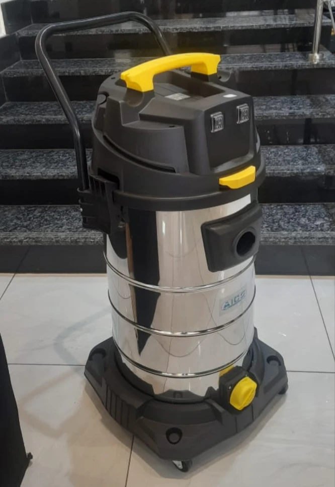 Car Wash 30Ltrs Vacuum Cleaner Wet & Dry  - Aico Japan