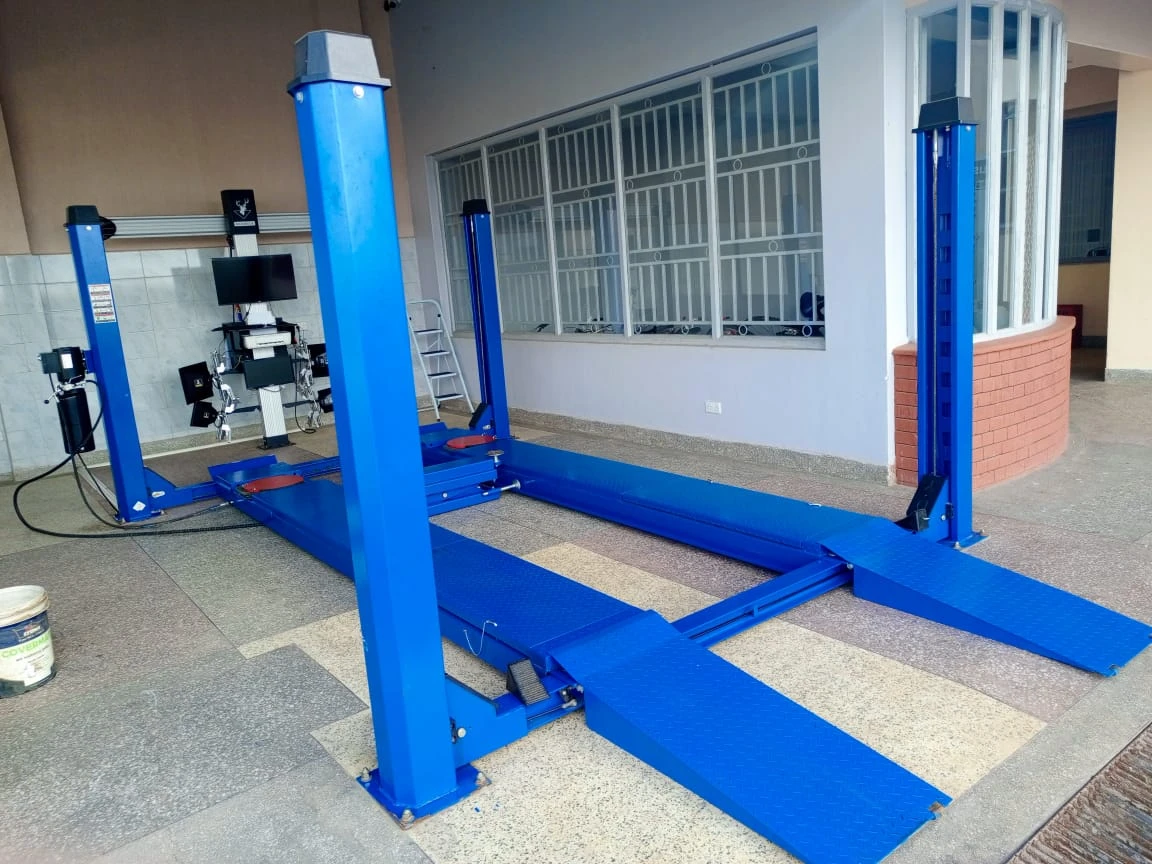 Four Post Car Garage Lift 