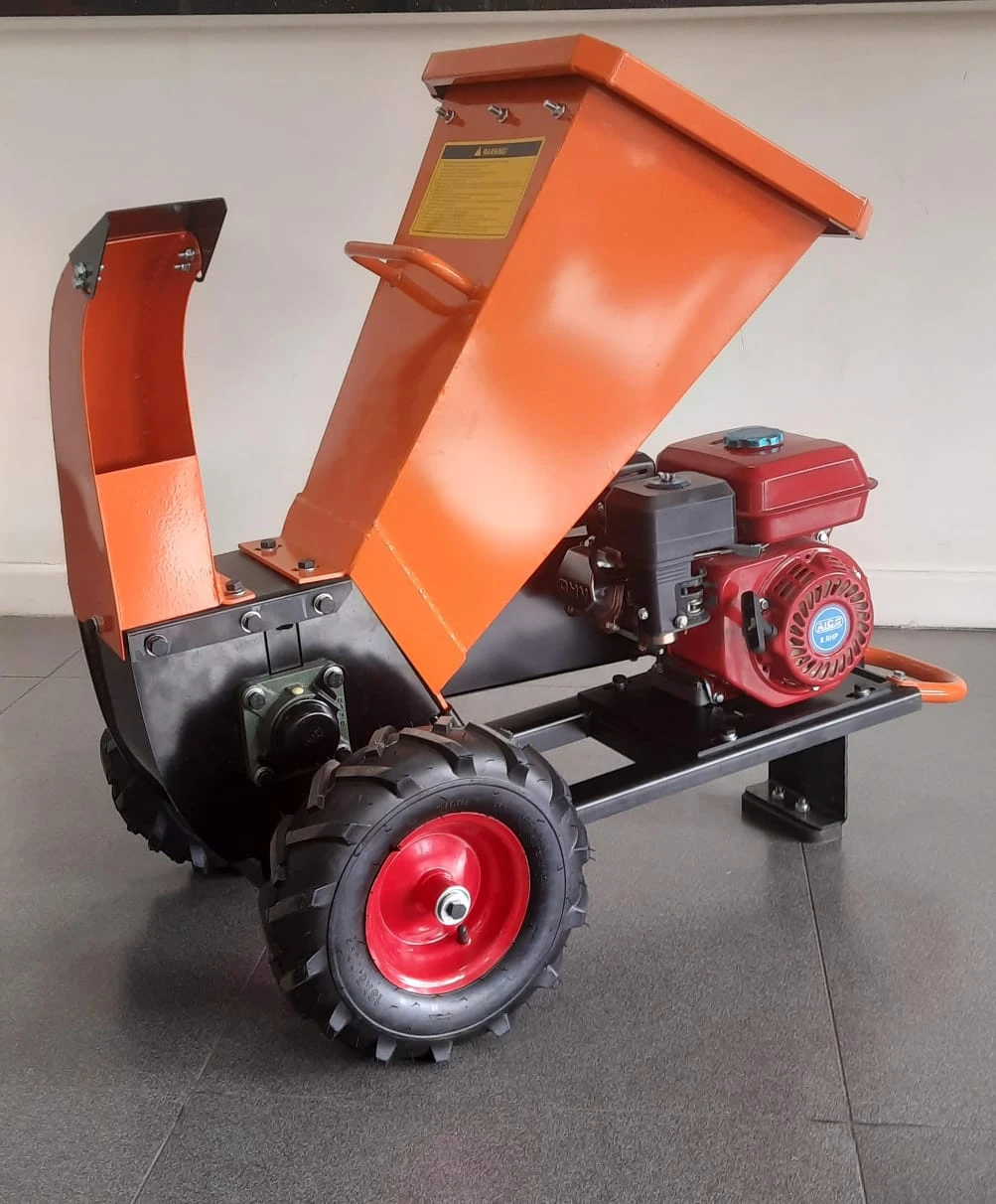 Wood Chipping Machine Petrol Powered 